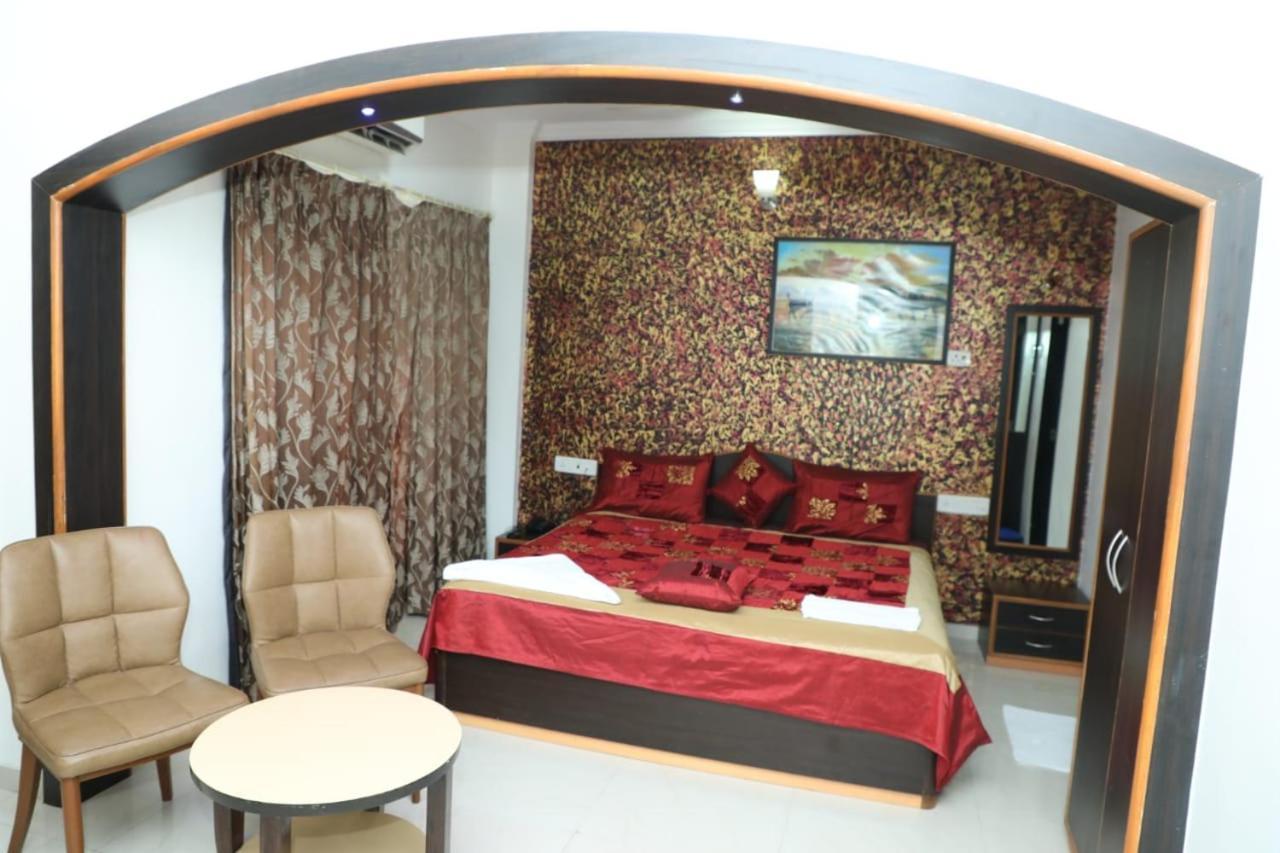 Koshya Suites Mumbai Exterior foto